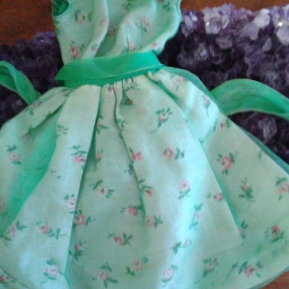 Barbie - Picture 3 of 9